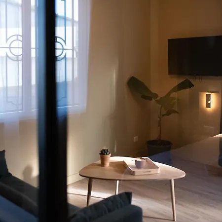 Aparthotel Aura