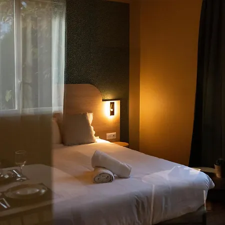 Aura شقة فندقية 3*