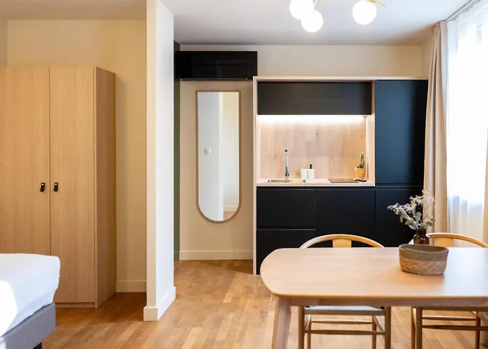 Appart hôtel Aura 3*